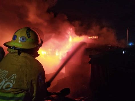 2 hurt, 100 houses razed in Tondo fire .